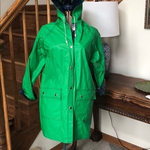 Vintage Kelly green reversible rain coat w whales
